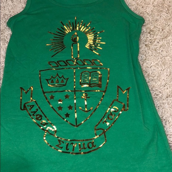 Alpha Sigma Tau crest tank - Picture 1 of 4